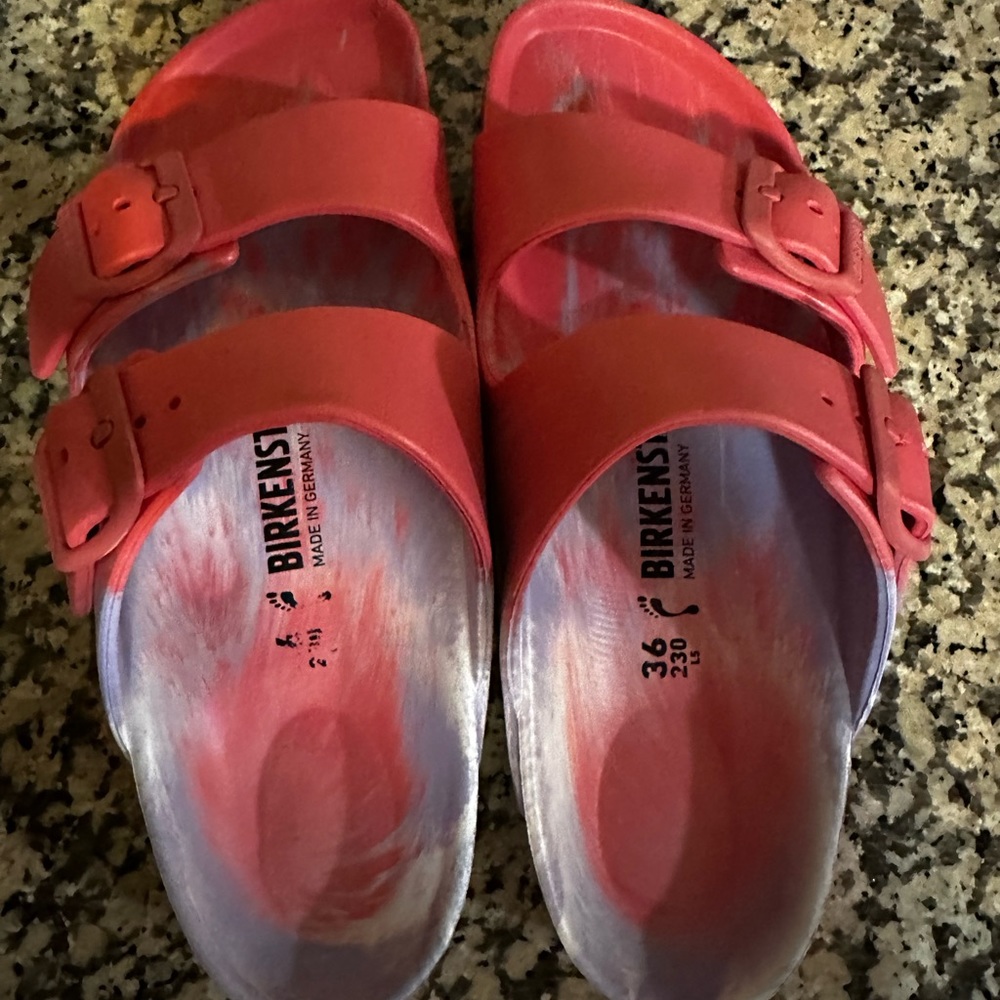 Size 5/5.5 Birkenstocks price firm